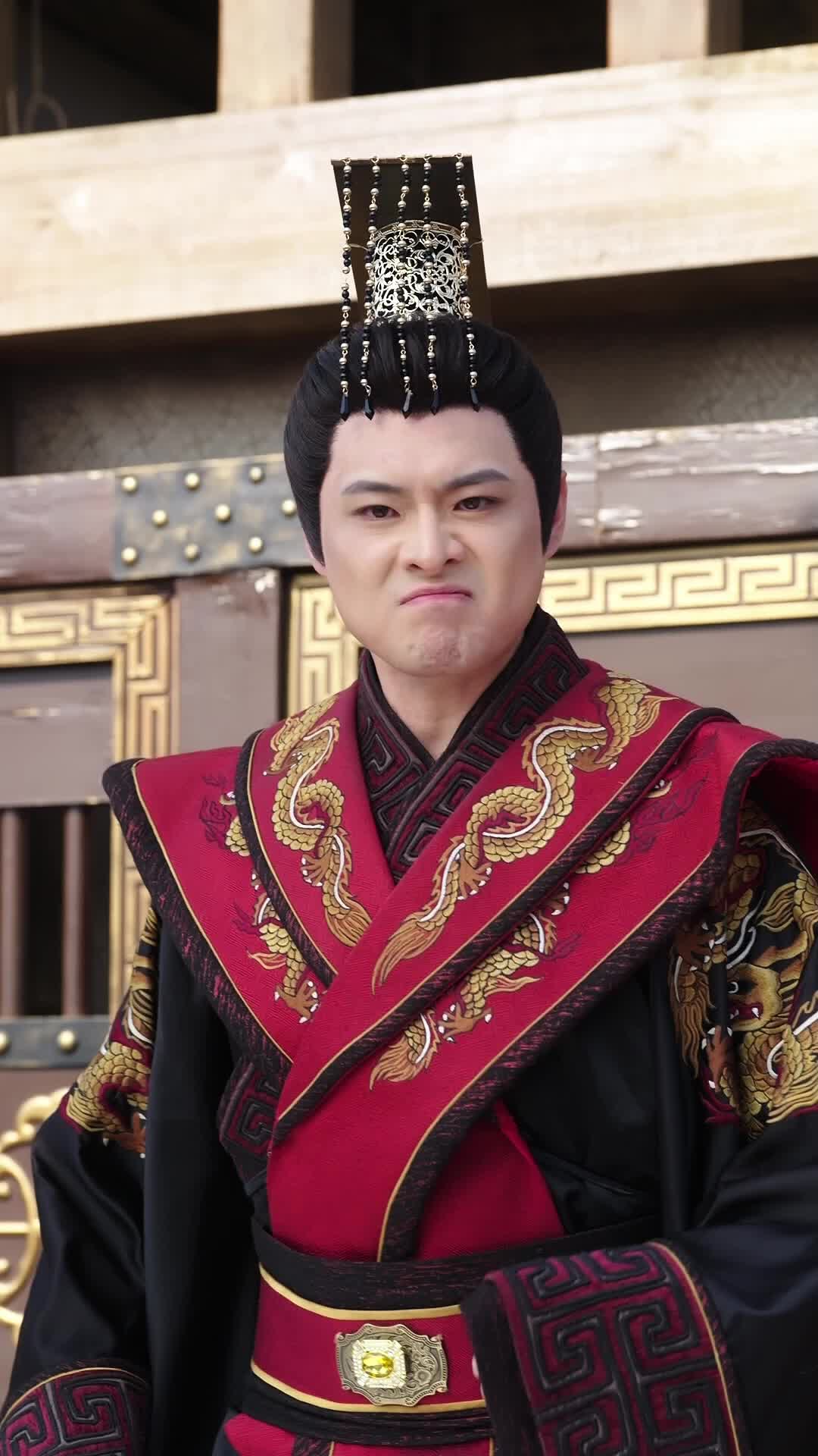 第9集 - 南蠻比力勝大梁，傻世子提議摔敵神獸