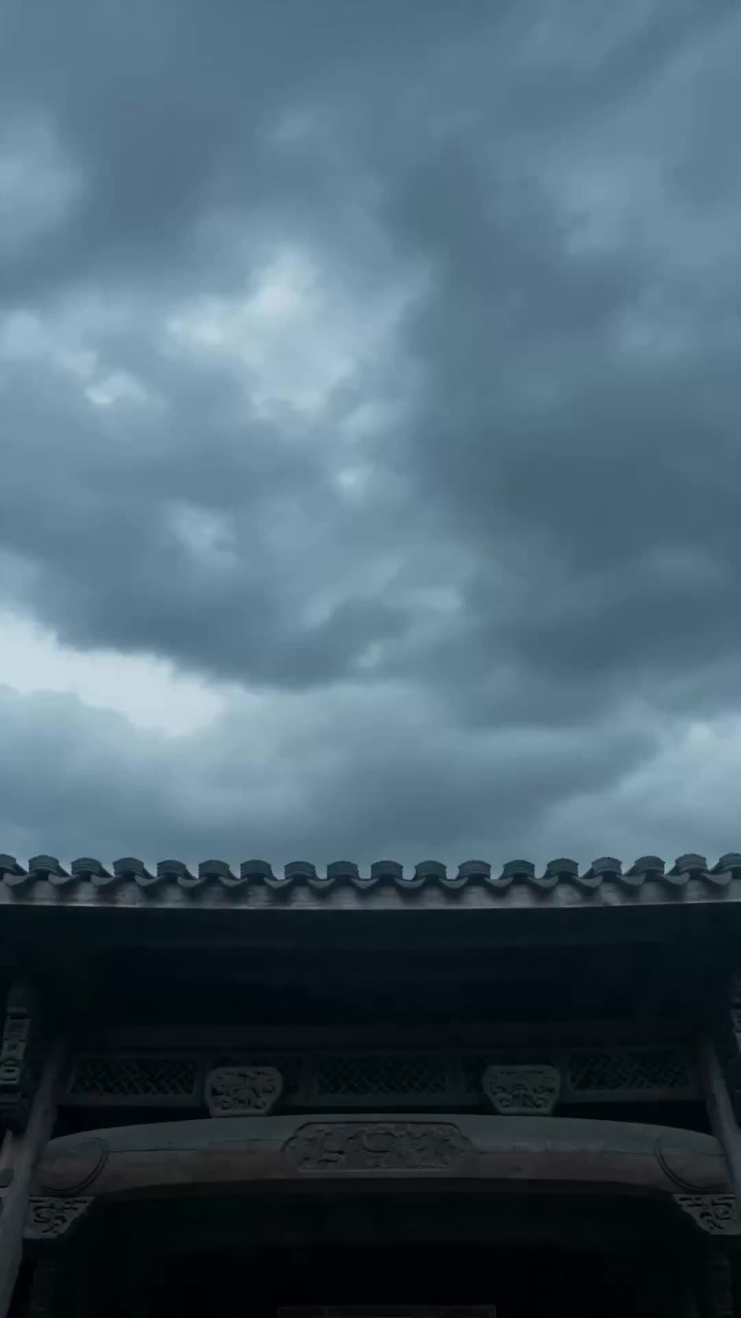 Episode 10 - My Baby Boy Brings Me to the Throne