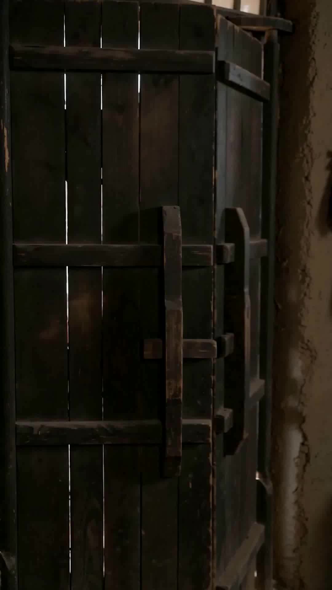 Episode 4 - My Baby Boy Brings Me to the Throne