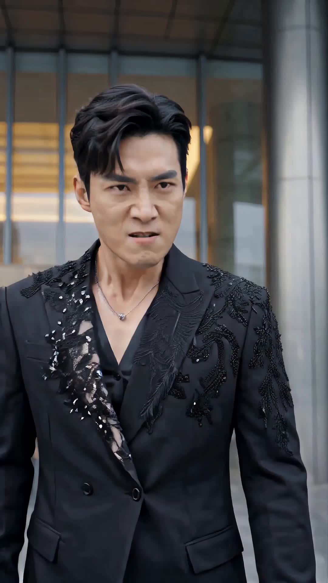 Episode 7 - Billionaire War: Rise of Bodyguard King