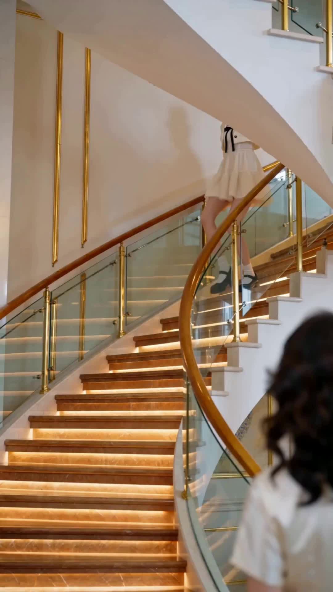 Episodio 7 - Ciro se casa, Willa se opone