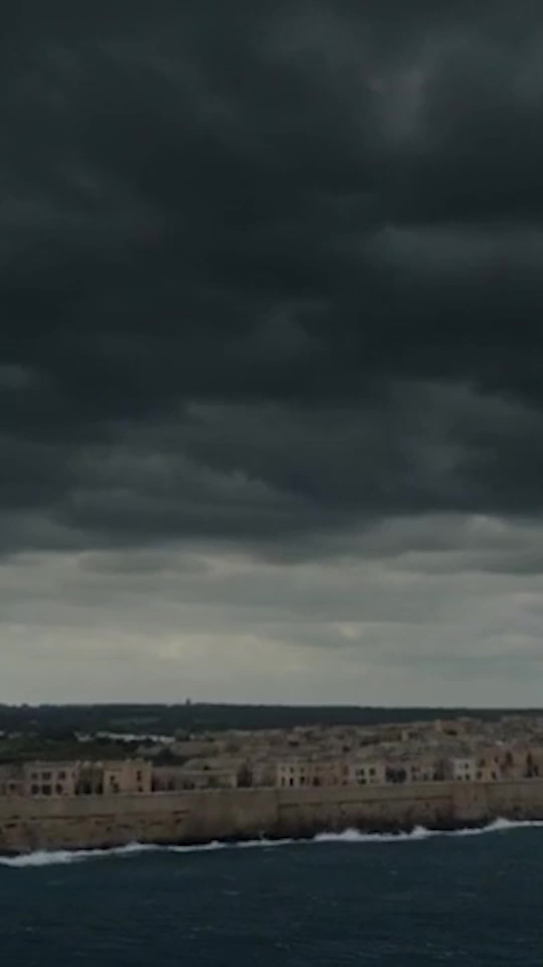 Episódio 2 - Morte do monstro, Enviado e Cálice revelados