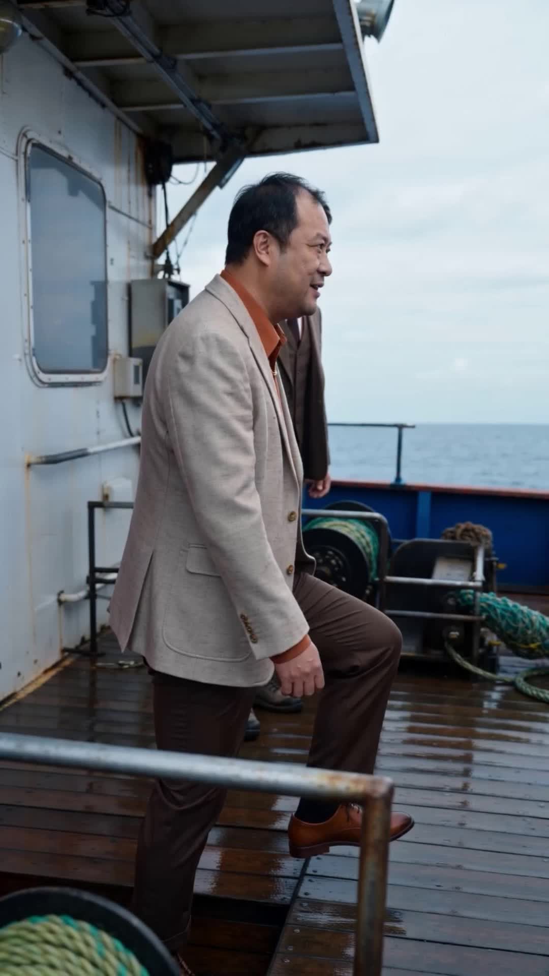 Episode 15 - Han Jun Clashes with Li Mingwei Over Cargo