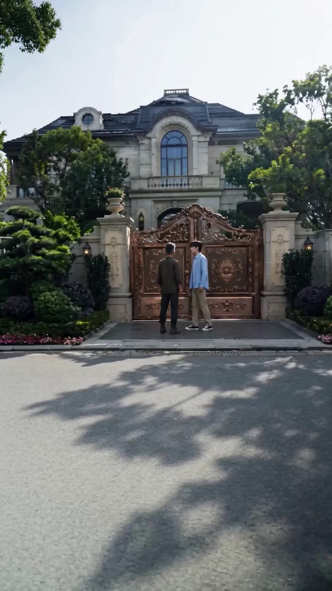 Episode 16 - Billionaire Grandpa Gifts Villa to Grandson