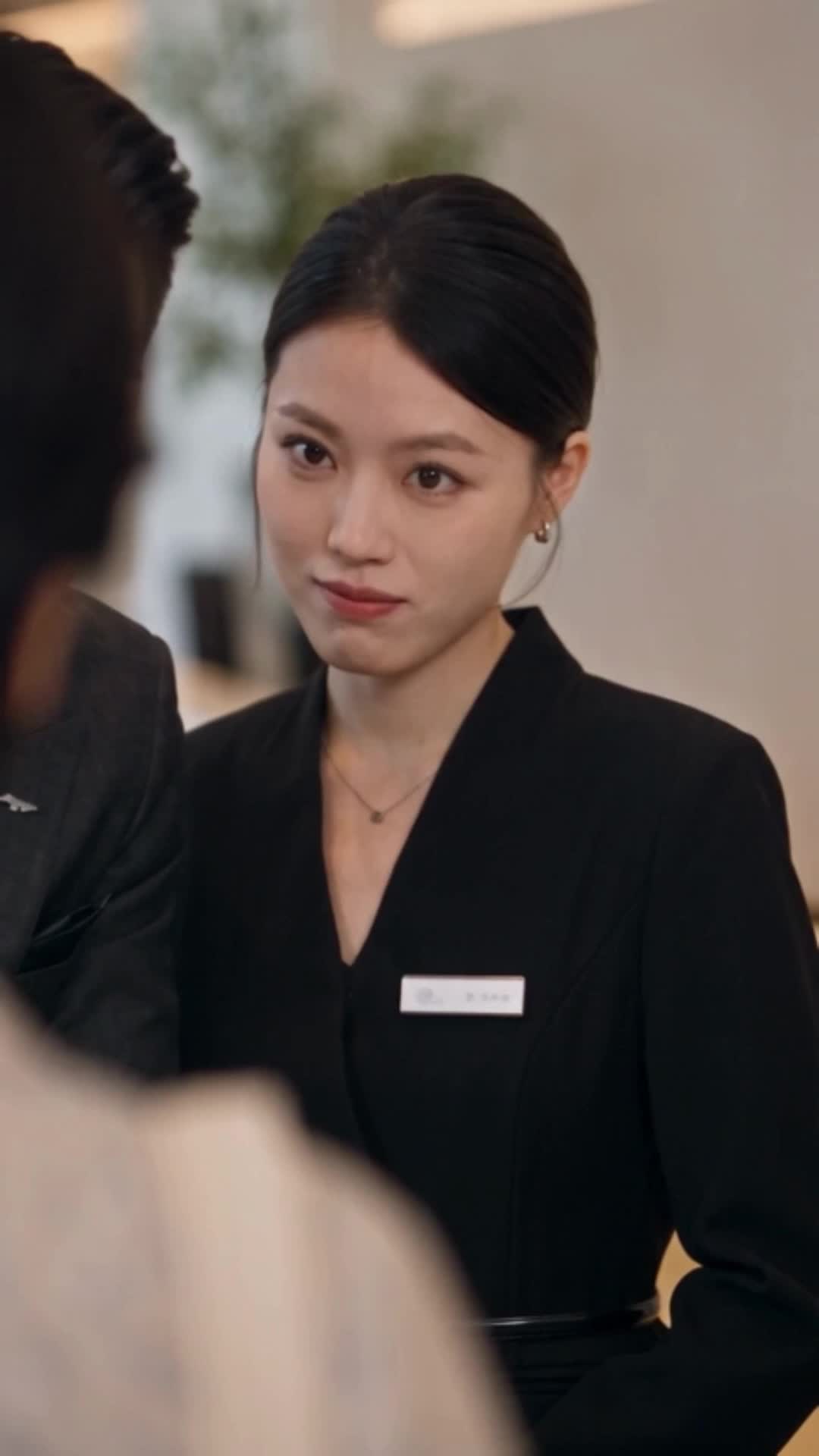 Episode 2 - Suited Liar, Scarred Hero