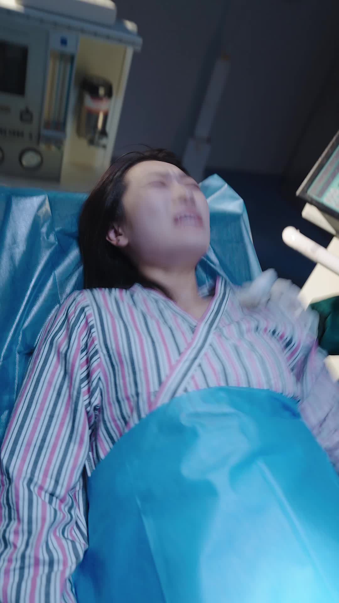 Folge 1 - Charlotte entdeckt Jaydens perfiden Verrat