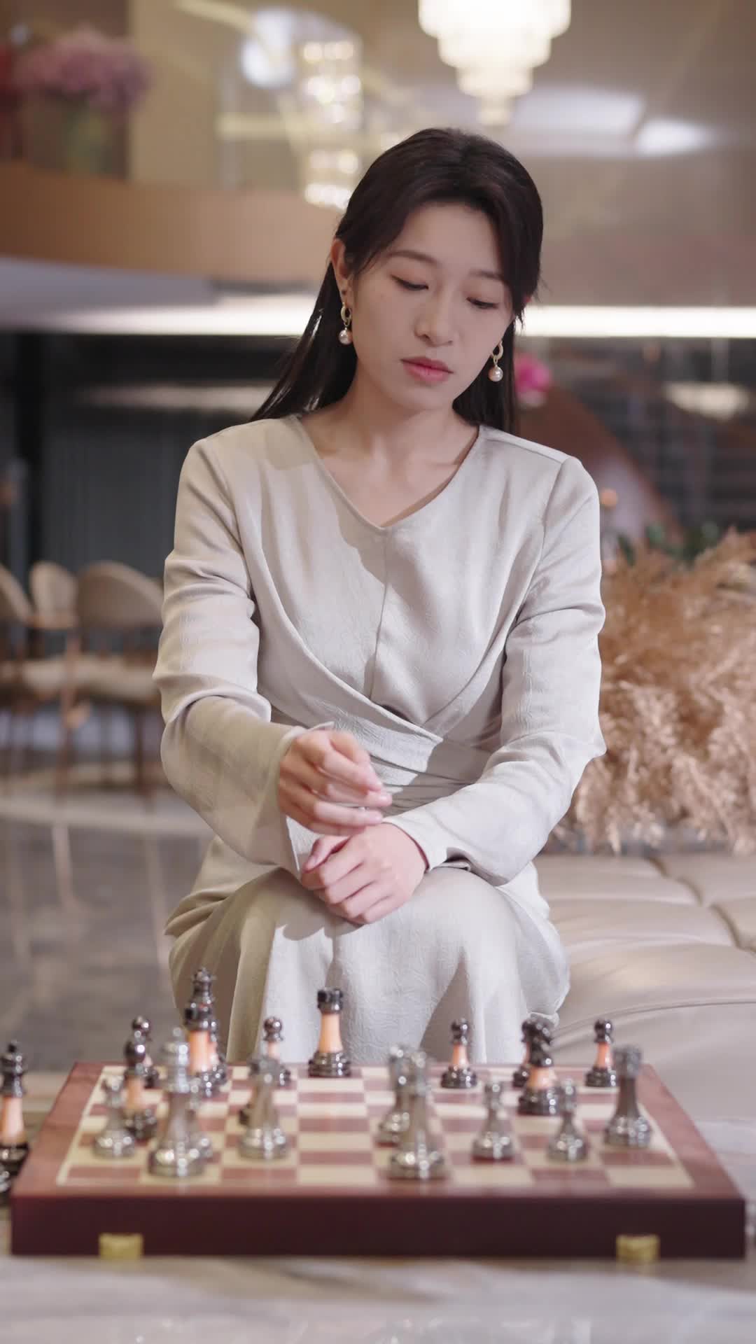 Folge 5 - Nora fehlt – heimliche Affäre