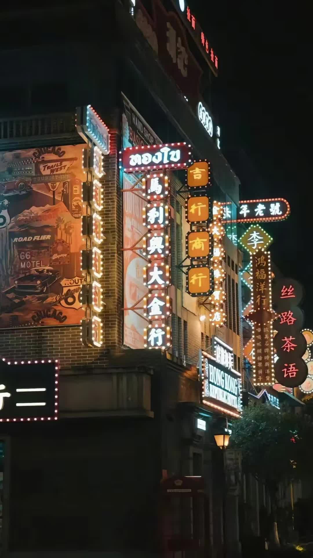 Épisode 17 - Bracelet, énigme et rivalité amoureuse