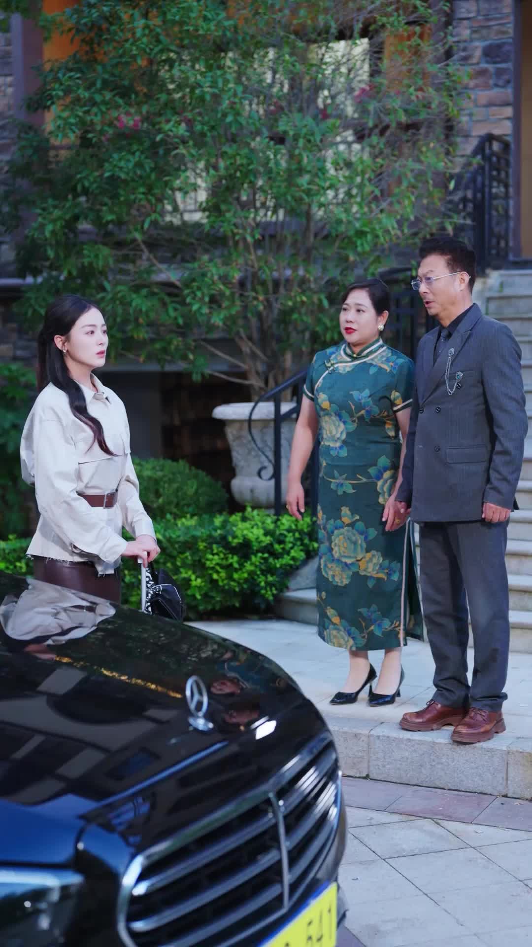 Folge 17 - Neuanfang: Engel oder Fassade?