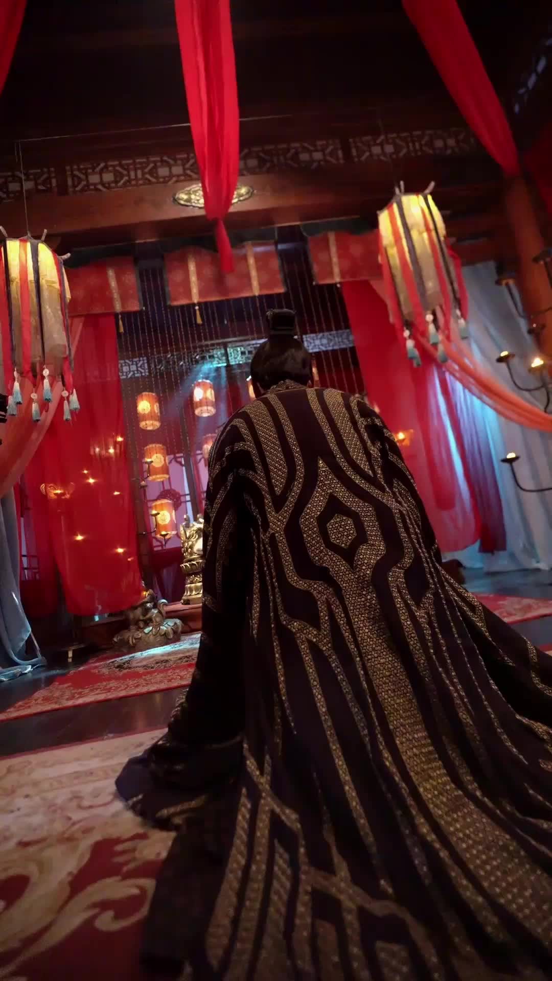 第1話 - 帰還は宣戦布告