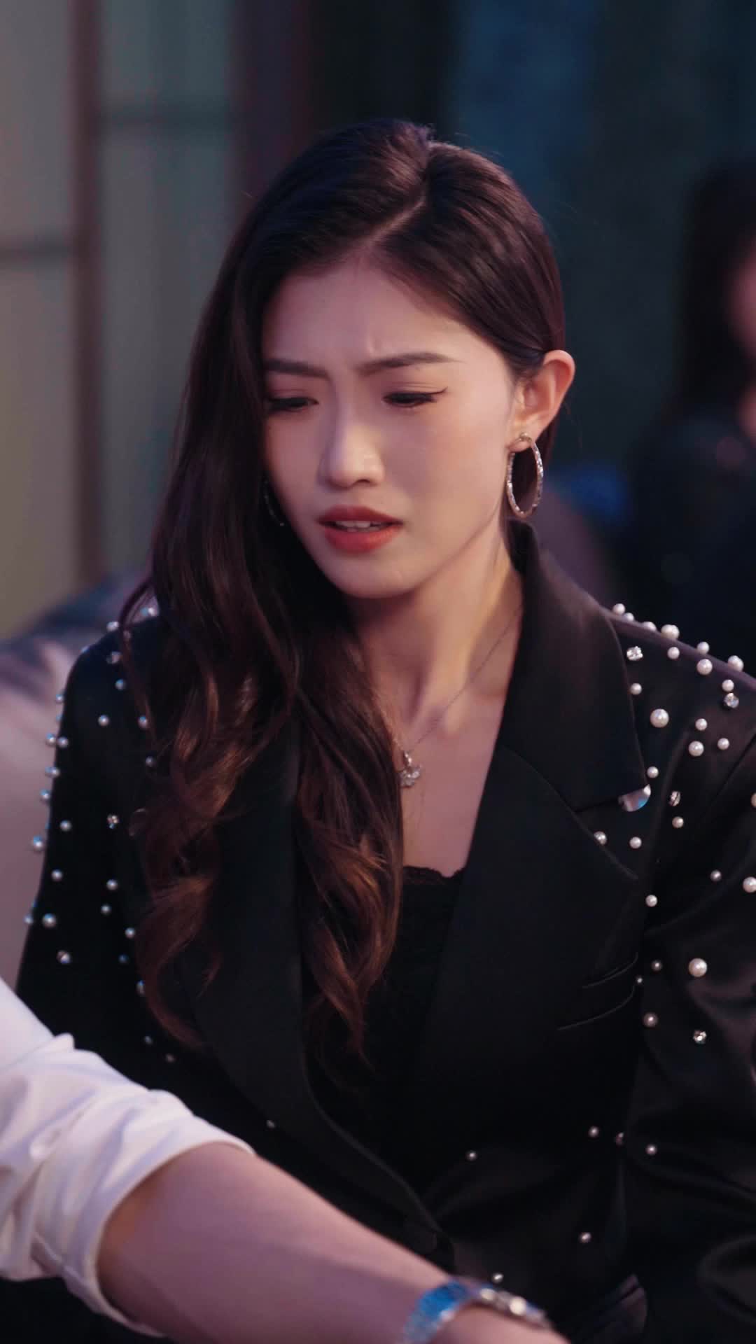 Episode 13 - วังวนรักท่านประธานเย็นชา