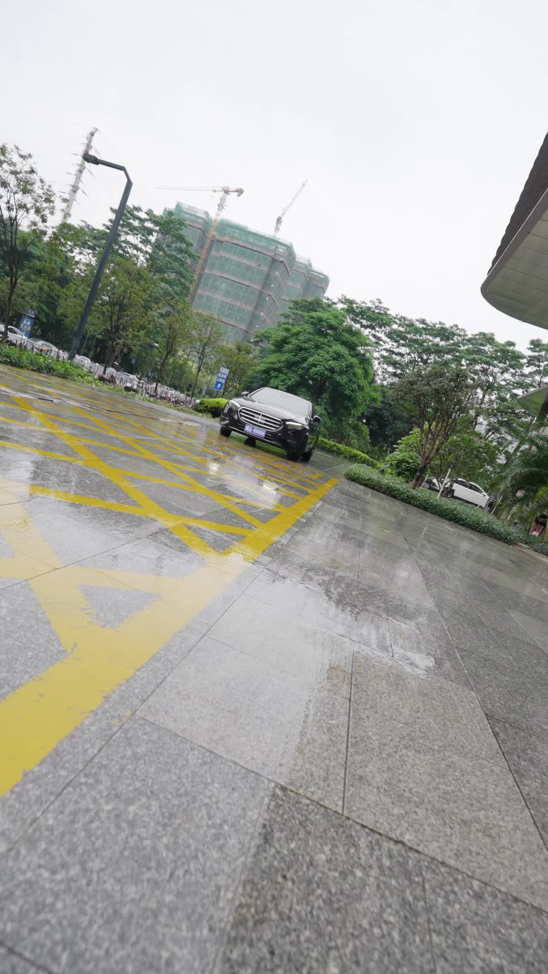 第1集 - 婚禮崩盤日