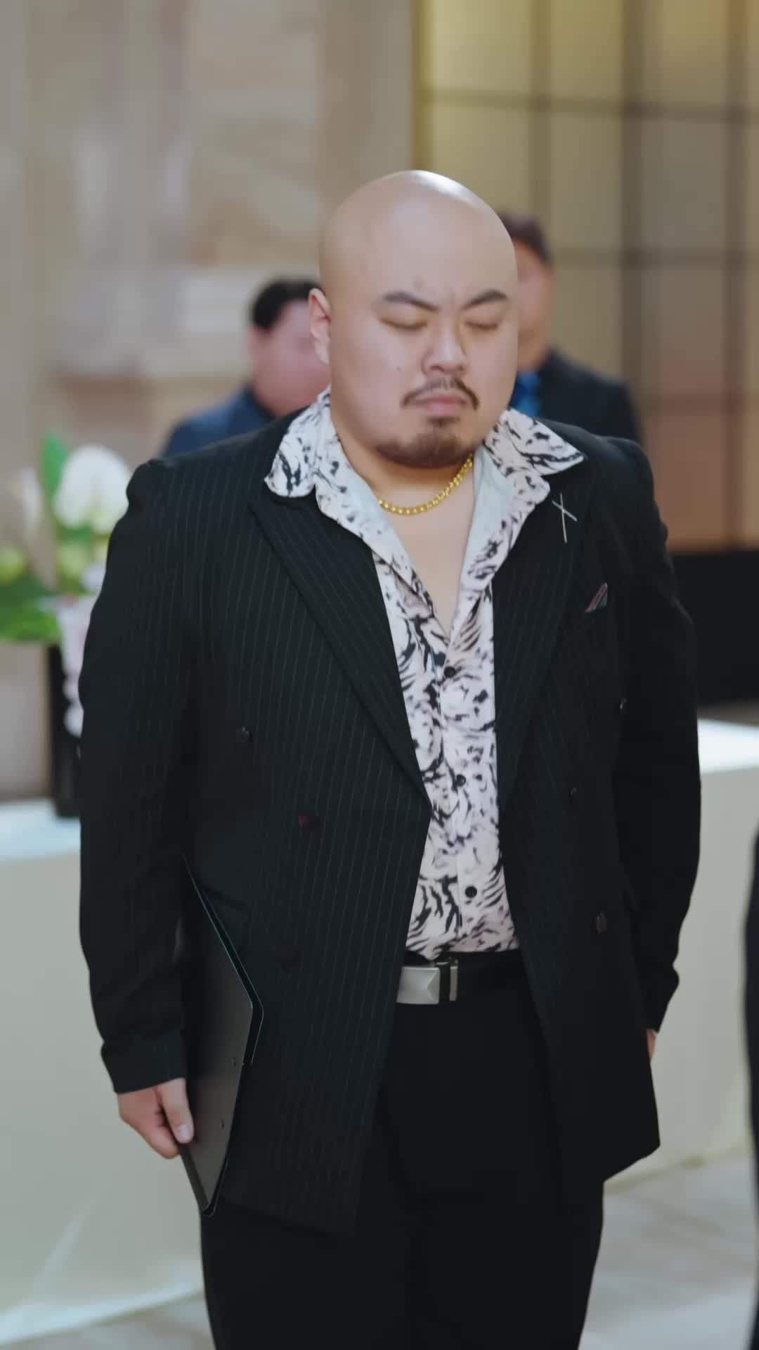 第18集 - 穿成反派後，我靠許願拆主角台