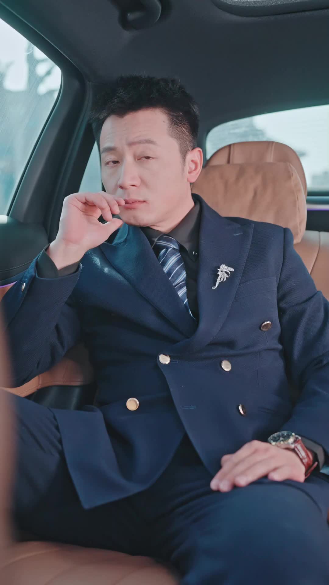 第15集 - 變成鸚鵡後，我天天教阿公做人
