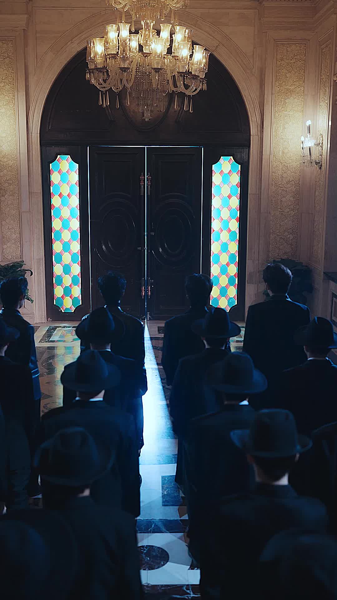 第1集 - 滿級大小姐下山，裝廢逗你玩