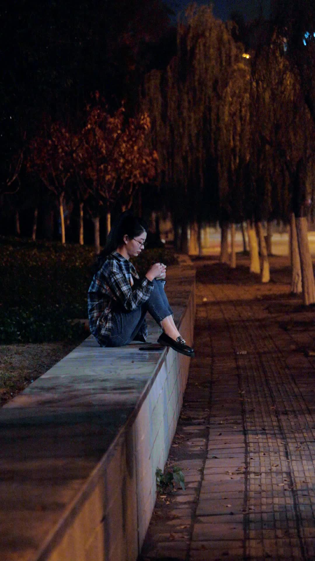 第6集 - 隱面女王