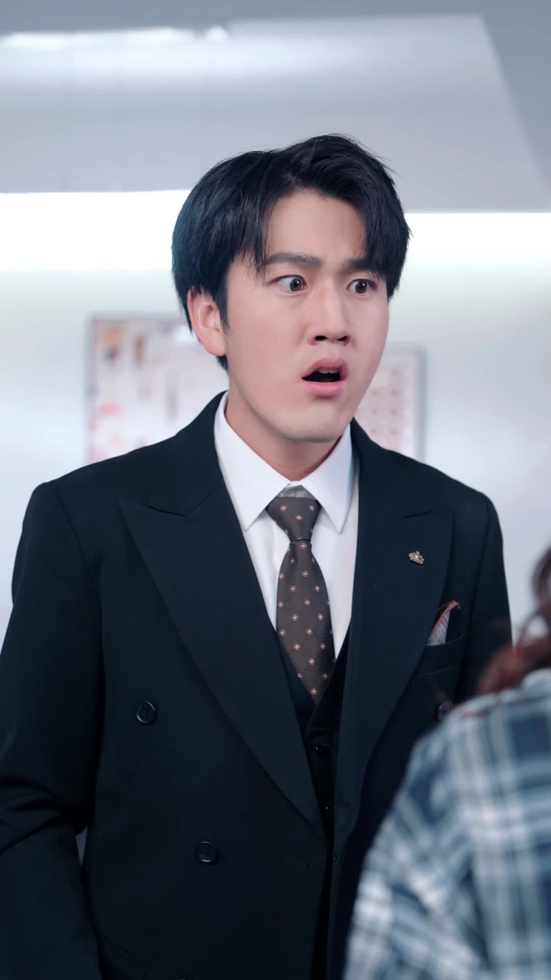 第8集 - 隱面女王