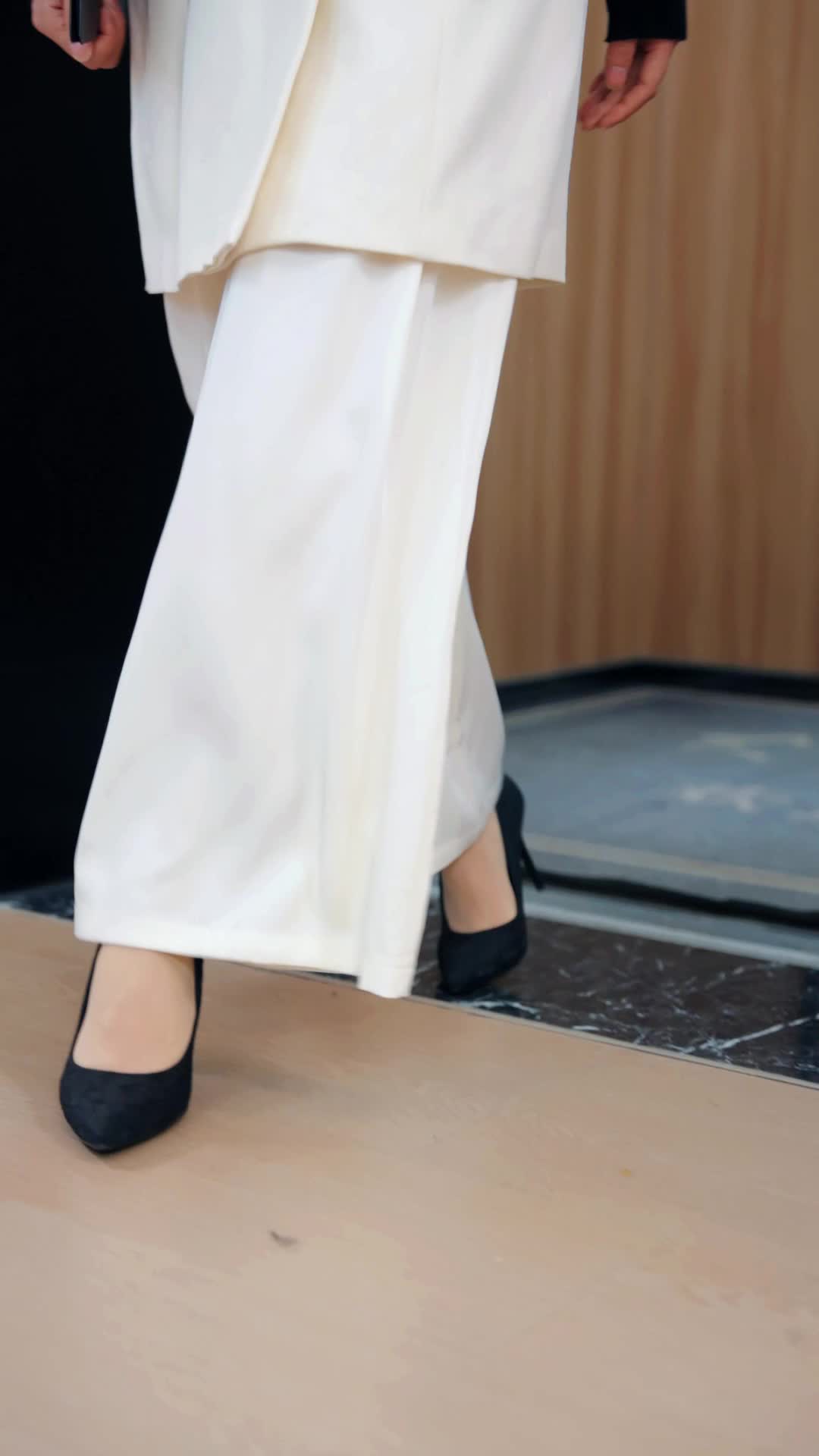 第9集 - 隱面女王