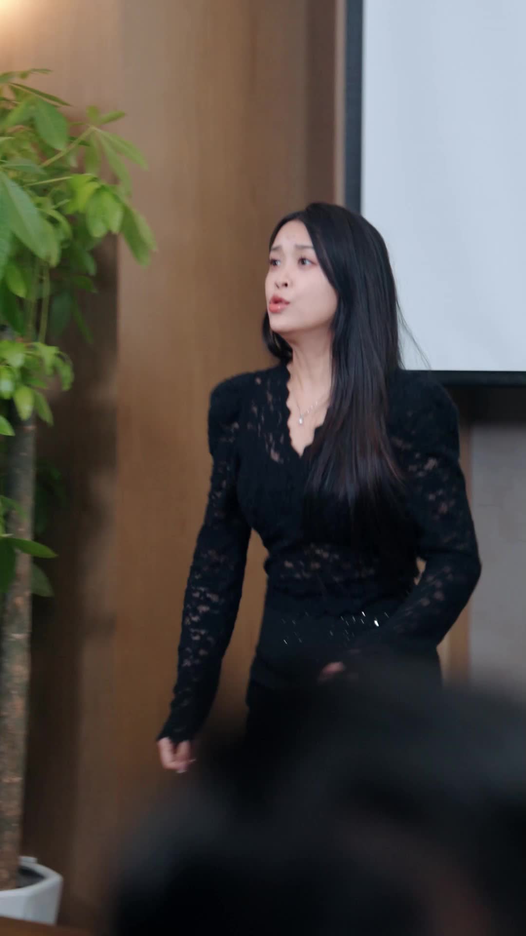 第13集 - 隱面女王