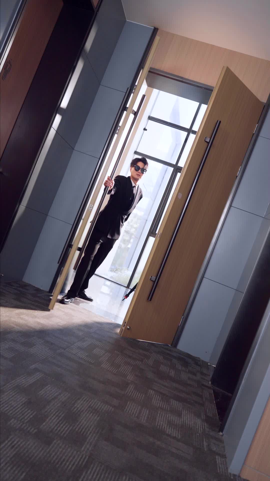 Episódio 33 - 被新老板開除後，我的代碼全部罷工了