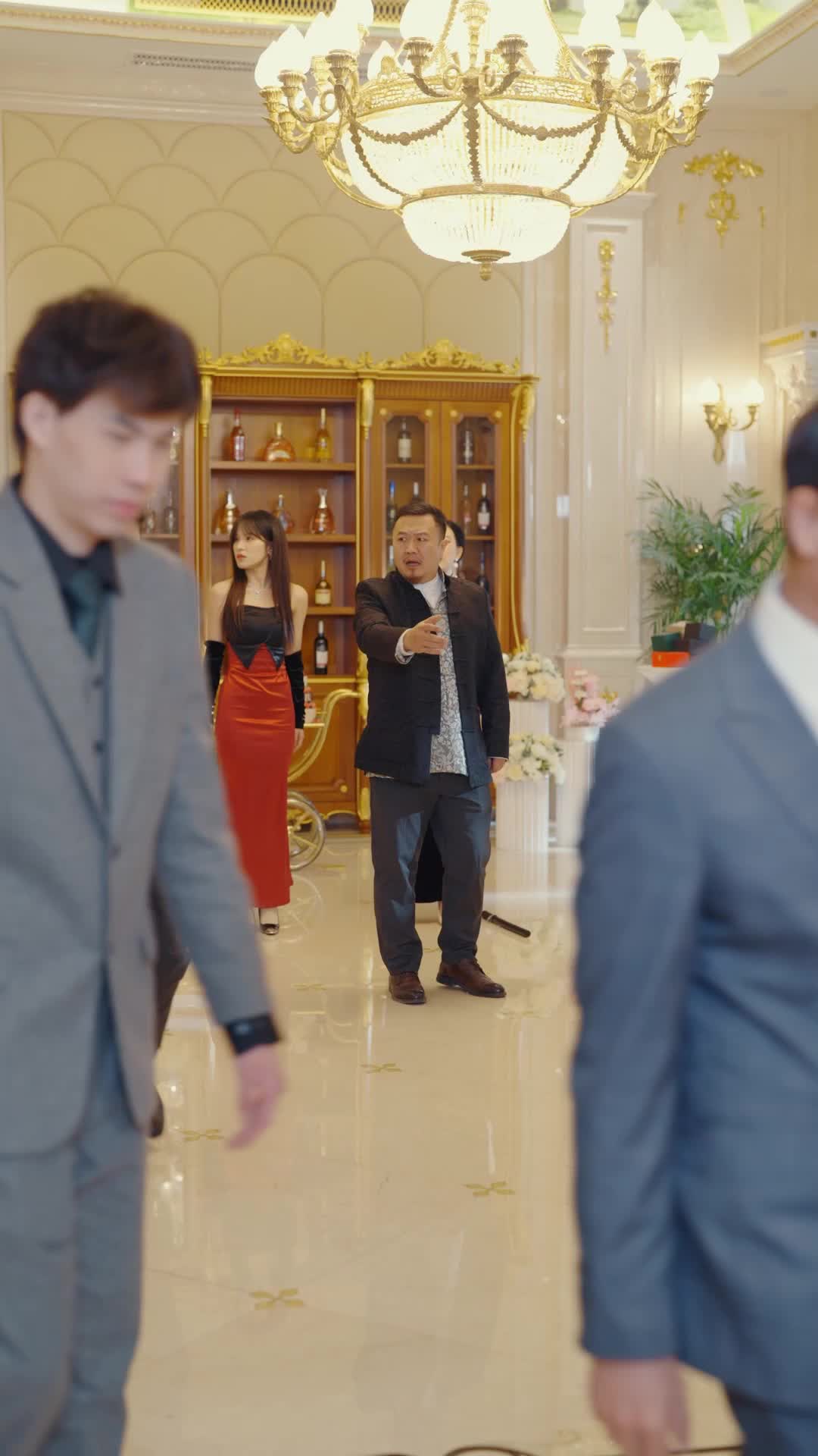 Episódio 14 - 酷颯媽咪，萌寶神助攻