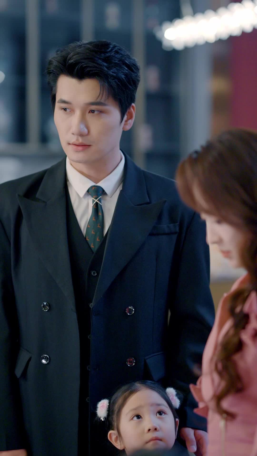 Episódio 15 - 酷颯媽咪，萌寶神助攻